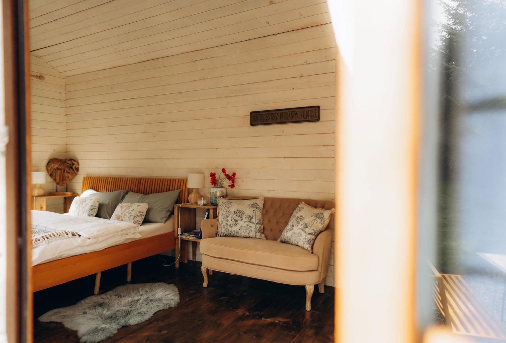 Glamour Maringotka v NP České Švýcarsko U Mluvících kamenů Stare Krecany Extérieur photo