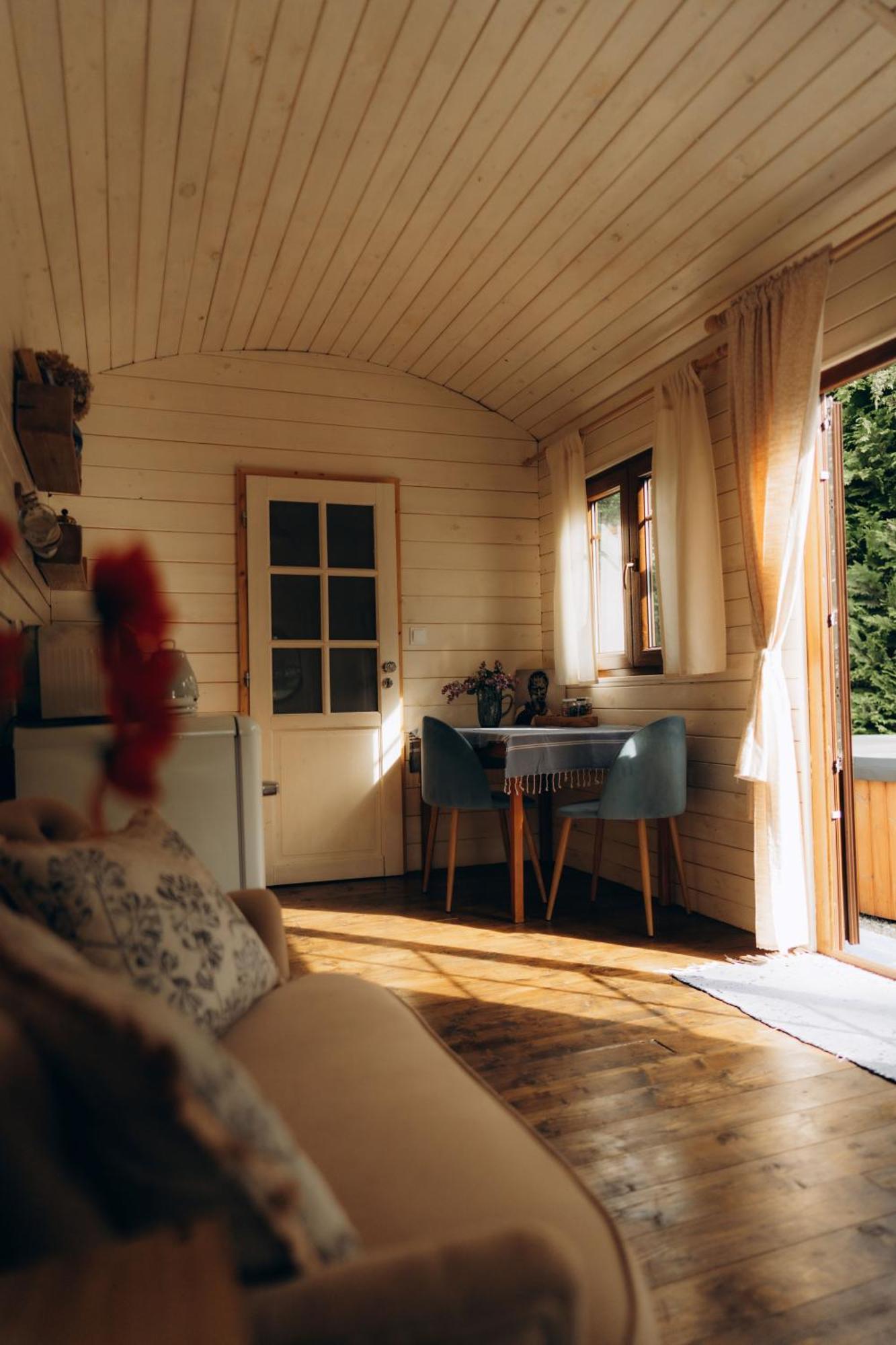 Glamour Maringotka v NP České Švýcarsko U Mluvících kamenů Stare Krecany Extérieur photo
